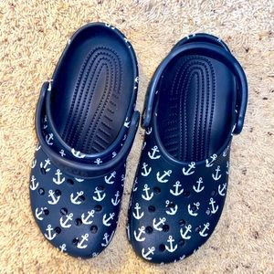 Anchor Crocs